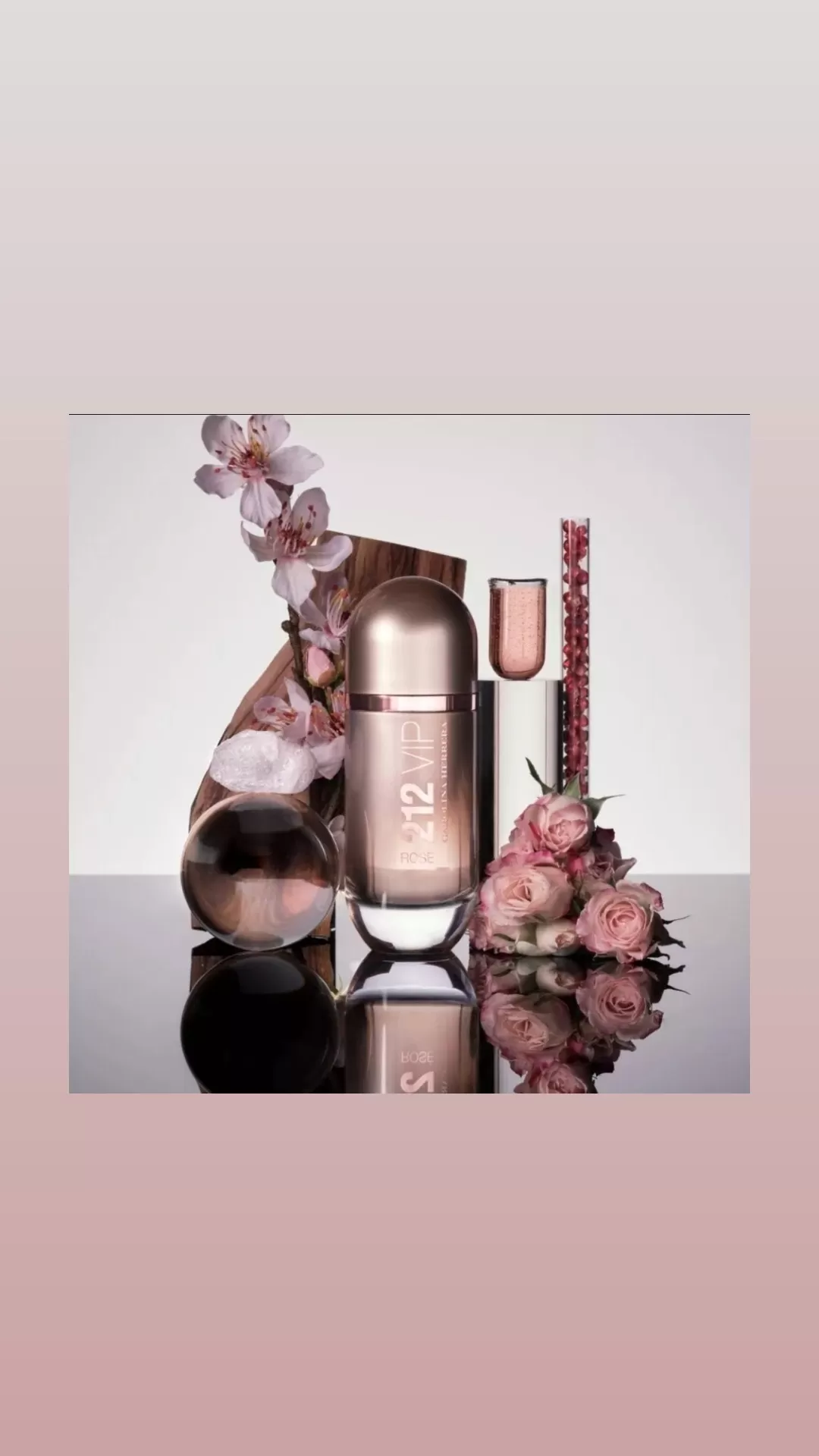 Carolina Herrera 212 Vip Rosé Perfume Fem. - Edp 80ml Blz